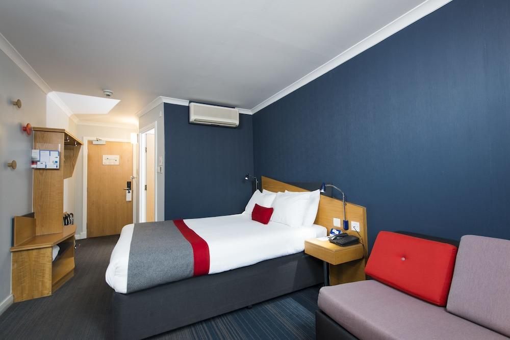 Holiday Inn Express Stirling By Ihg Εξωτερικό φωτογραφία